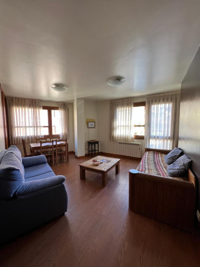 Apartamentos Cuirgu 펠레초사 외부 사진
