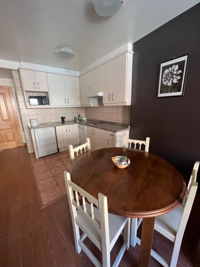 Apartamentos Cuirgu 펠레초사 외부 사진